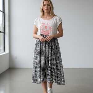 Juicy Couture Black and White Midi Skirt